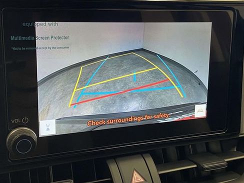 Used 2025 Toyota RAV4 XLE w/ Convenience Package image 27