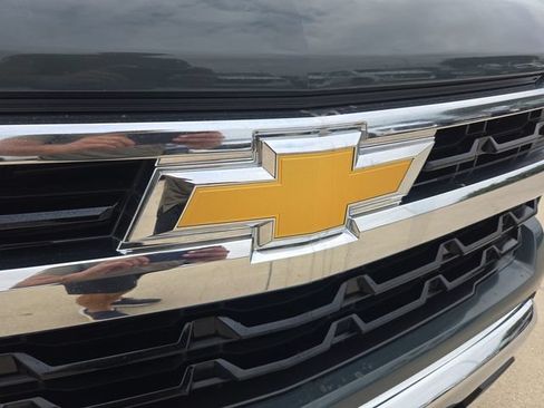 Used 2025 Chevrolet Silverado 1500 LT AWD/4WD image 27