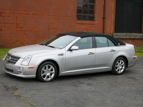 Used 2008 Cadillac STS w/ Preferred Equipment Group AWD/4WD image 37