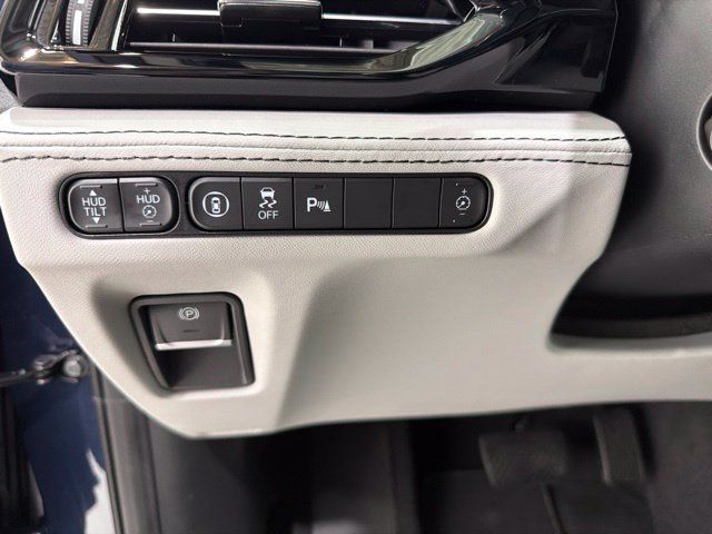 Certified 2026 Acura MDX w/ Advance Package AWD/4WD image 12