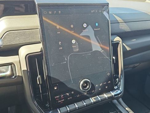 New 2026 GMC Yukon AT4 Ultimate AWD/4WD image 11
