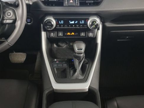 Used 2023 Toyota RAV4 XLE Premium FWD image 25