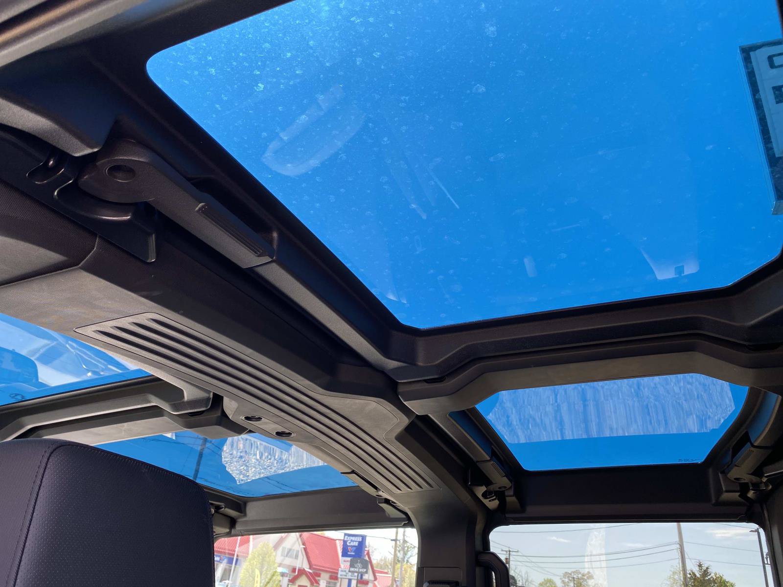 Used 2025 GMC Hummer EV 3X AWD/4WD image 12