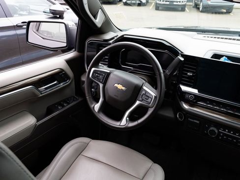 Used 2023 Chevrolet Silverado 1500 LT w/ Safety Package image 9