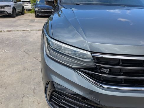 Used 2023 Volkswagen Tiguan SE R-Line FWD image 10