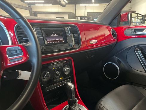 Used 2018 Volkswagen Beetle 2.0T Coast FWD image 53