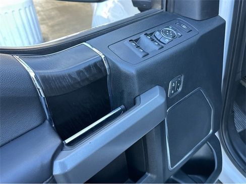 Used 2019 Ford F250 Platinum w/ Platinum Ultimate Package image 39