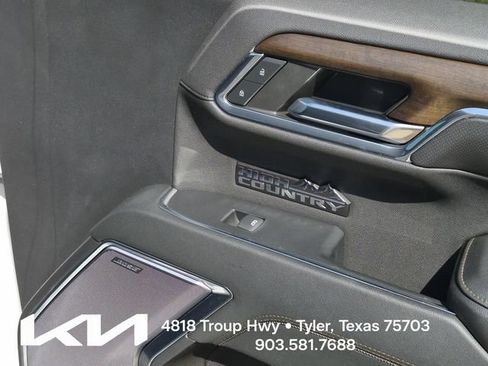 Used 2024 Chevrolet Silverado 1500 High Country w/ High Country Premium Package AWD/4WD image 16