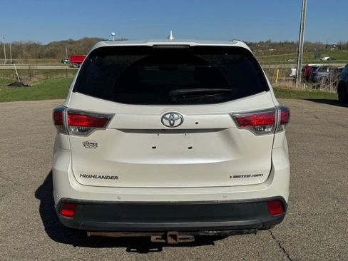 Used 2014 Toyota Highlander Limited Platinum image 15