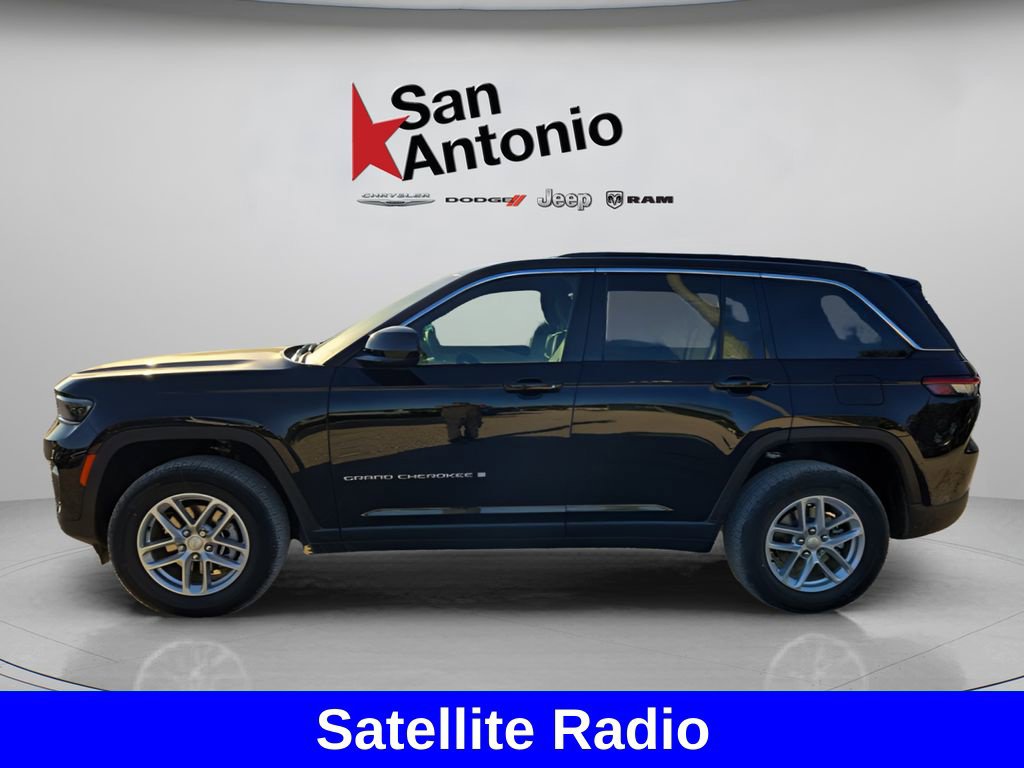New 2025 Jeep Grand Cherokee Laredo X w/ Luxury Tech Group I AWD/4WD image 5