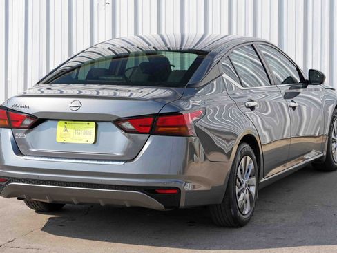 Used 2024 Nissan Altima 2.5 S image 44