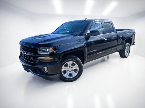 Used 2018 Chevrolet Silverado 1500 LT w/ All Star Edition AWD/4WD image 1
