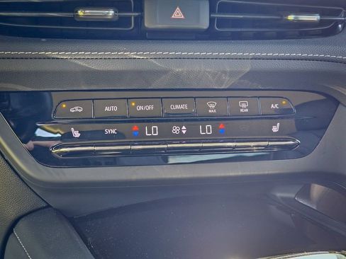 Certified 2023 Buick Envision Essence AWD/4WD image 24