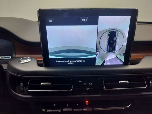 Used 2024 Lincoln Aviator Reserve w/ Equipment Group 201A AWD/4WD image 17