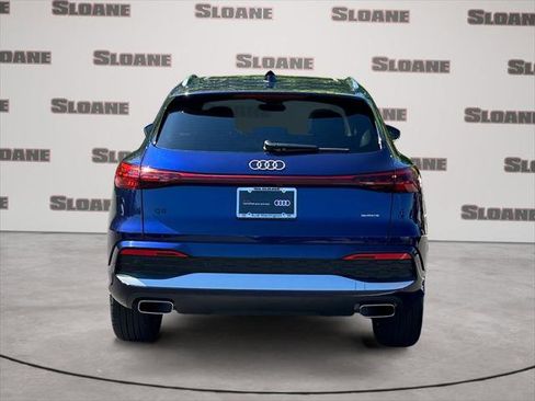 Certified 2025 Audi Q5 Premium w/ Convenience Package AWD/4WD image 4