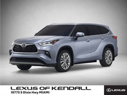 Used 2022 Toyota Highlander XSE