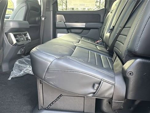 New 2026 Ford F450 Platinum w/ FX4 Off-Road Package image 21