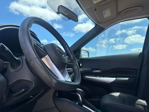 Certified 2019 Nissan Kicks SR w/ SR Premium Package FWD image 36