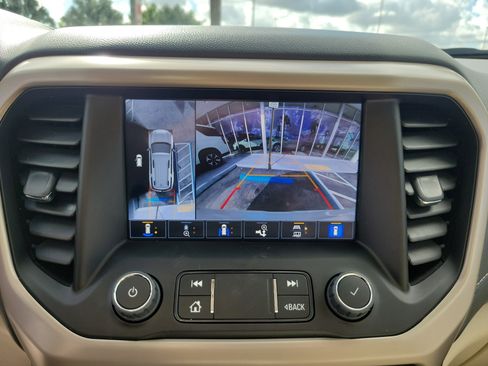 Used 2023 GMC Acadia Denali w/ Denali Ultimate Package image 11