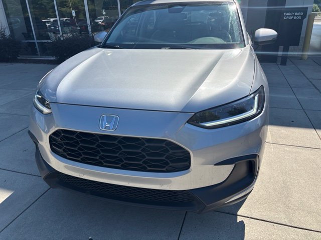 Used 2024 Honda HR-V LX image 3