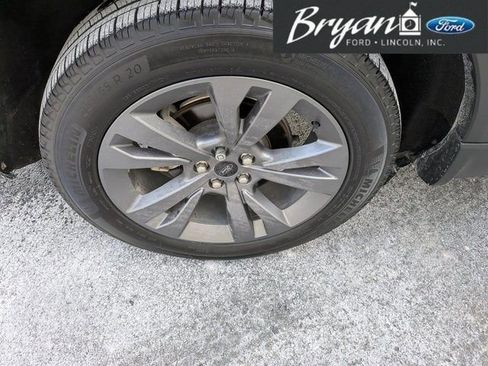 Used 2023 Ford Explorer XLT w/ Equipment Group 202A image 43