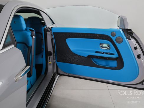 Certified 2025 Rolls-Royce Spectre image 11