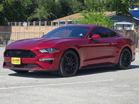 Used 2018 Ford Mustang GT RWD image 7