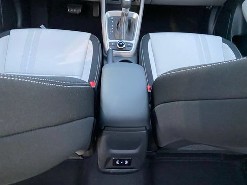 New 2026 Hyundai Venue SEL FWD image 30