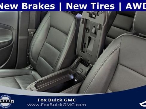 Certified 2024 GMC Terrain SLT w/ Elevation Edition AWD/4WD image 19