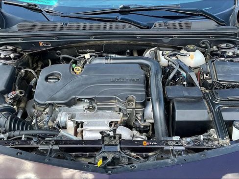 Used 2021 Chevrolet Malibu LS w/ Driver Confidence Package II FWD image 33
