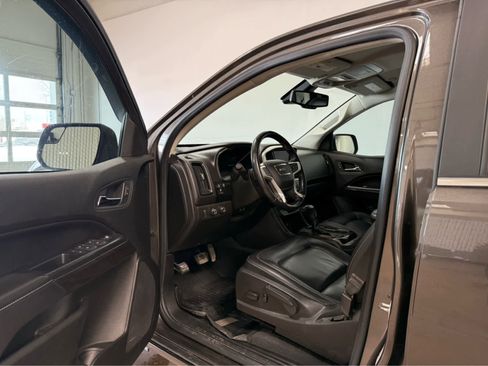 Used 2019 GMC Canyon SLT w/ Driver Alert Package image 12