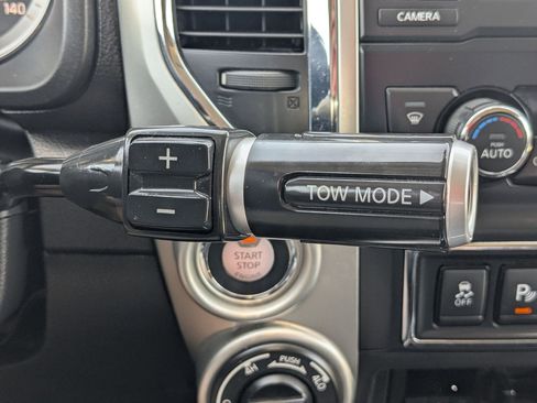 Used 2018 Nissan Titan PRO-4X w/ Pro-4x Convenience Package AWD/4WD image 23