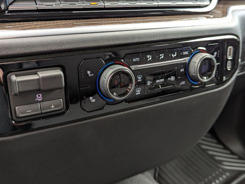 New 2026 Chevrolet Silverado 1500 LT AWD/4WD image 13