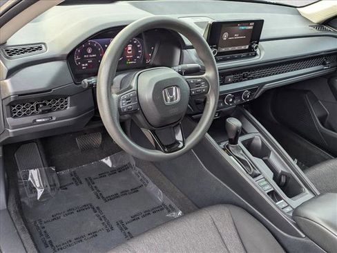 Used 2023 Honda Accord LX image 10