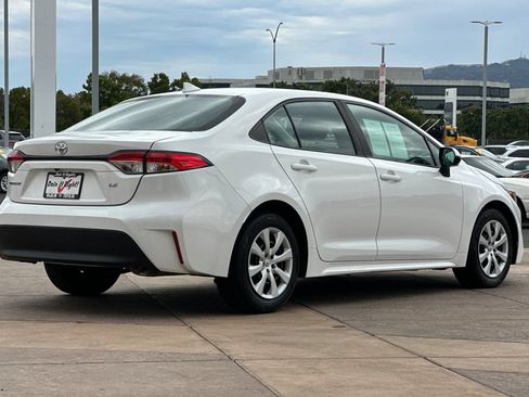 Certified 2024 Toyota Corolla LE FWD image 4