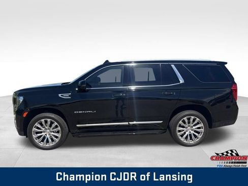 Used 2023 GMC Yukon Denali AWD/4WD image 4