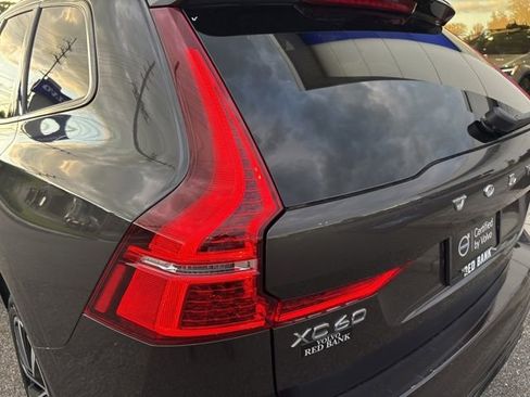 Used 2025 Volvo XC60 B5 Plus AWD/4WD image 10