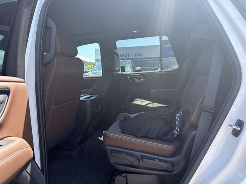 Used 2023 Chevrolet Tahoe High Country w/ Premium Package AWD/4WD image 10