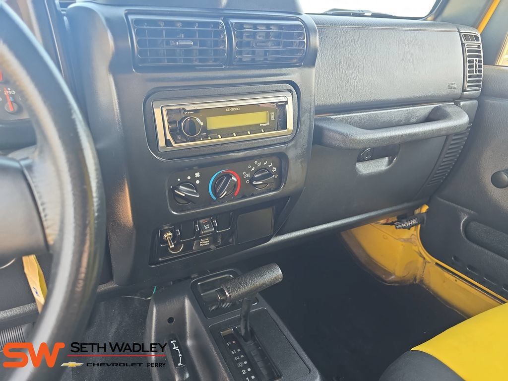 Used 2004 Jeep Wrangler 4WD image 18