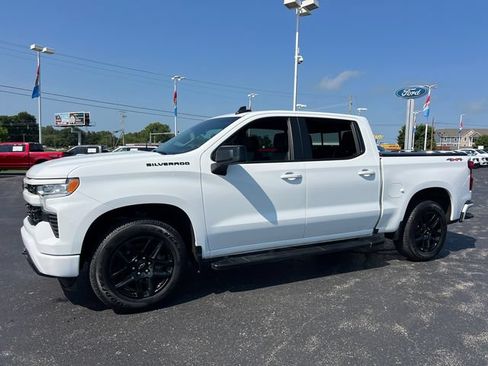 Used 2024 Chevrolet Silverado 1500 RST w/ Convenience Package II AWD/4WD image 3
