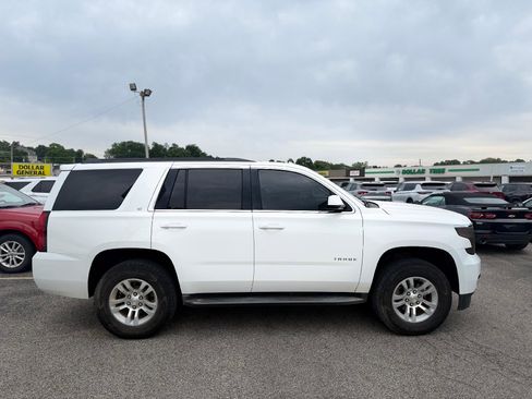 Used 2015 Chevrolet Tahoe LT w/ Luxury Package AWD/4WD image 2