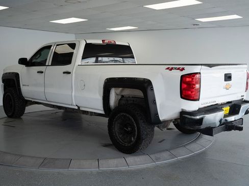 Used 2018 Chevrolet Silverado 2500 W/T w/ Snow Plow Prep Package AWD/4WD image 5