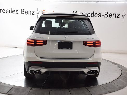 New 2025 Mercedes-Benz GLB 35 AMG 4MATIC image 5