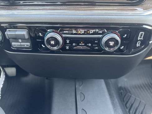 Used 2023 Chevrolet Silverado 1500 RST image 19