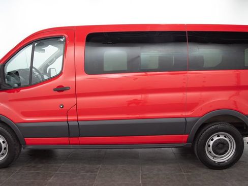 Used 2018 Ford Transit 150 XL RWD image 5