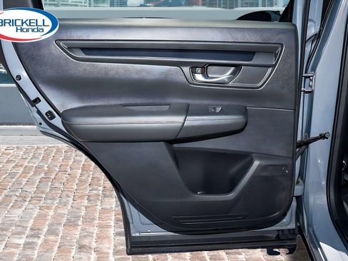 Used 2024 Honda CR-V Sport image 12