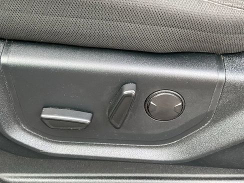 Used 2019 Ford F150 XLT w/ Equipment Group 302A Luxury image 26
