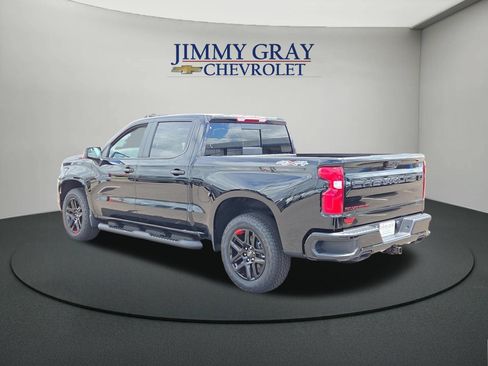 New 2026 Chevrolet Silverado 1500 RST w/ Redline Edition AWD/4WD image 3