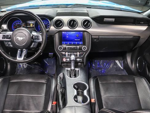 Used 2022 Ford Mustang Premium RWD image 18