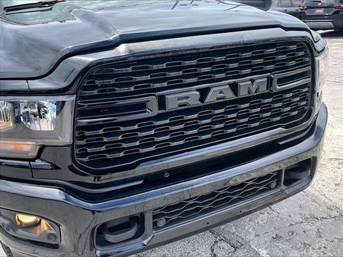 Used 2024 RAM 2500 Big Horn w/ Night Edition AWD/4WD image 30